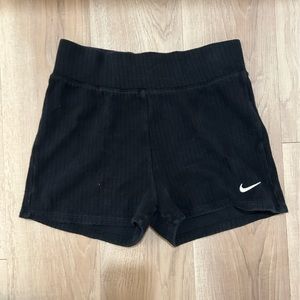 Nike Ribbed Shorts - Black - Medium